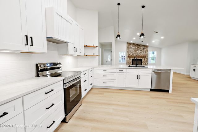 4020 Adams Lane, Grant-valkaria, FL 32950