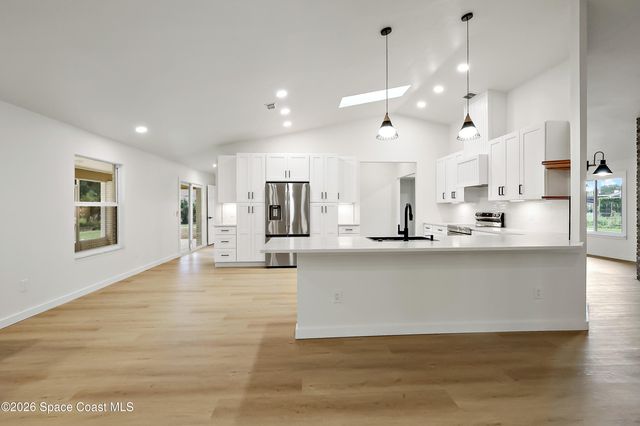 4020 Adams Lane, Grant-valkaria, FL 32950