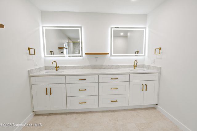 4020 Adams Lane, Grant-valkaria, FL 32950
