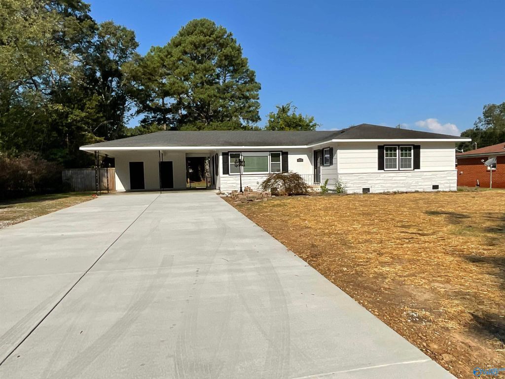 1805 8th Avenue, Decatur, AL 35601