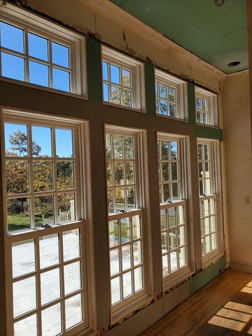 86 Kingsnorth Street, Northbridge, MA 01588