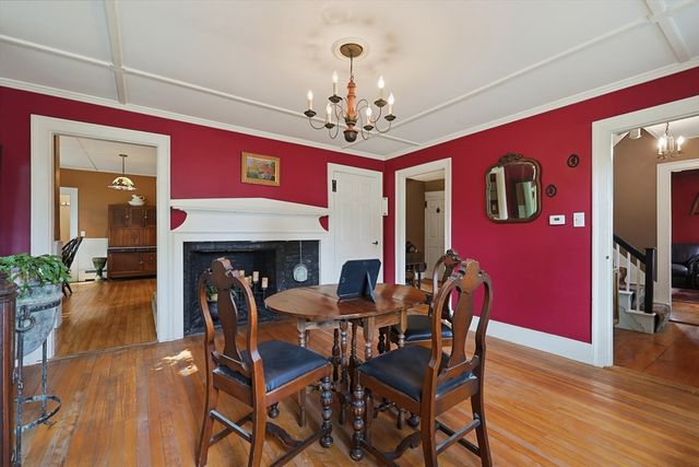 19 King St, Groveland, MA 01834