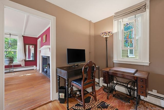 19 King St, Groveland, MA 01834