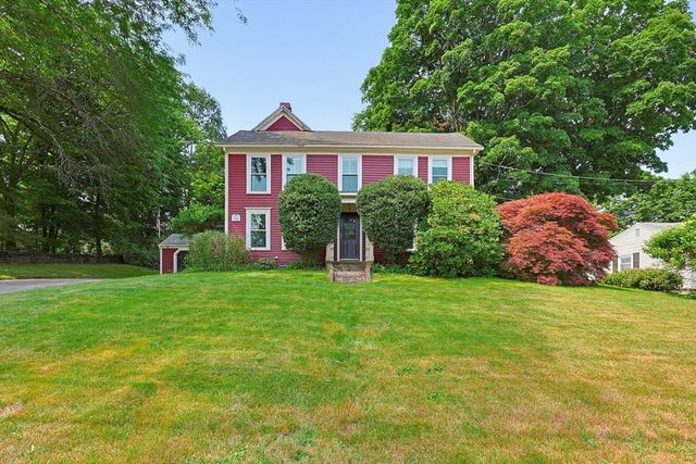 19 King St, Groveland, MA 01834