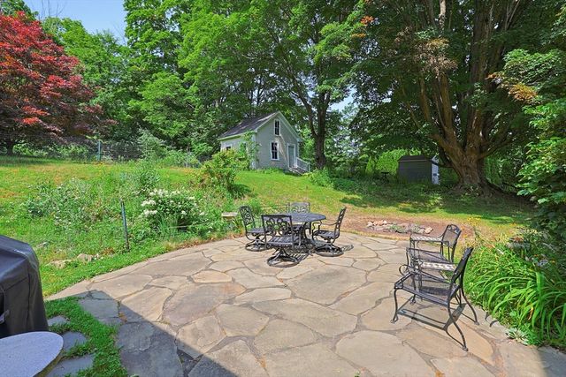 19 King St, Groveland, MA 01834