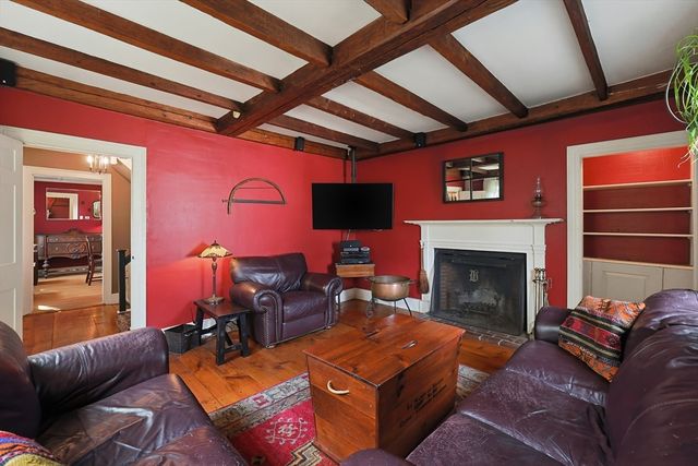 19 King St, Groveland, MA 01834