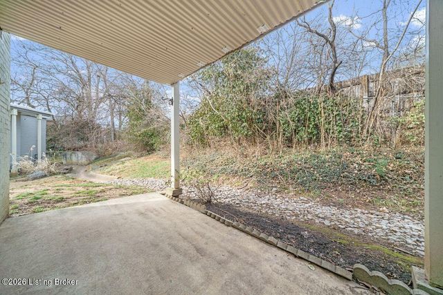 1815 Gardiner Ln G58, Louisville, KY 40205