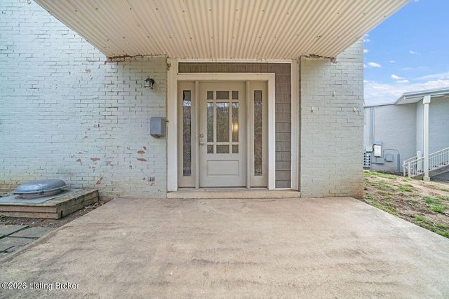 1815 Gardiner Ln G58, Louisville, KY 40205