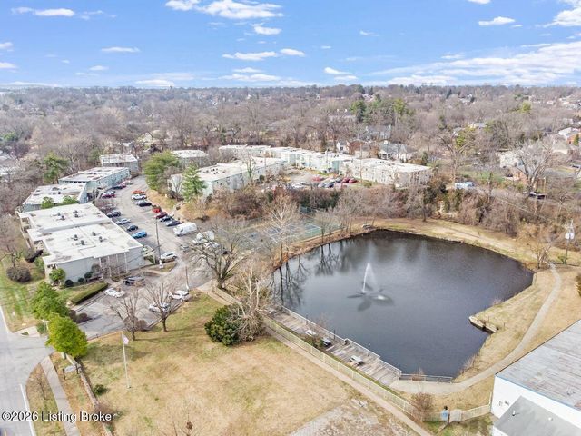 1815 Gardiner Ln G58, Louisville, KY 40205