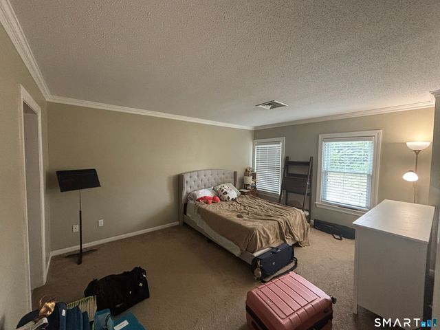 15 Highland Street 202, West Hartford, CT 06119