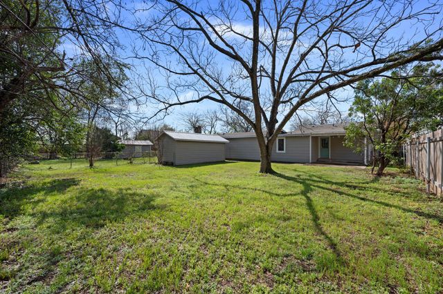 930 E 52nd ST, Austin, TX 78751