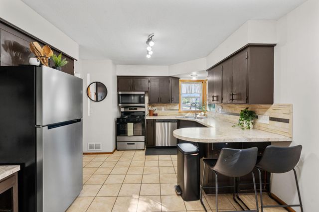 12611 Monterey Avenue S, Savage, MN 55378