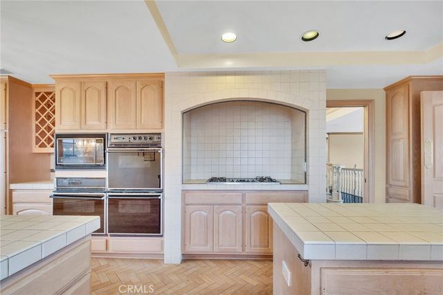 11 Avenida De Magnolia, Rancho Palos Verdes, CA 90275