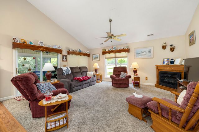 800 Bentwood Circle, Manning, SC 29102