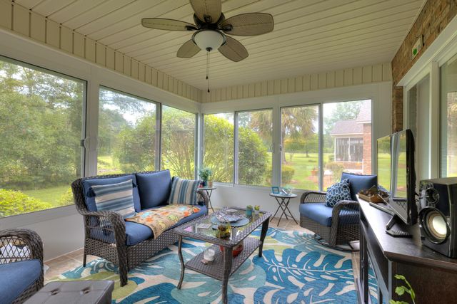 800 Bentwood Circle, Manning, SC 29102