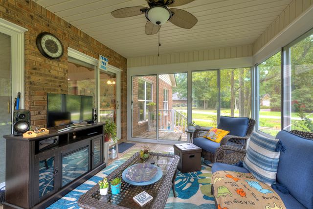 800 Bentwood Circle, Manning, SC 29102