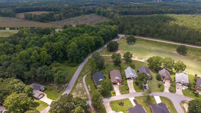 800 Bentwood Circle, Manning, SC 29102