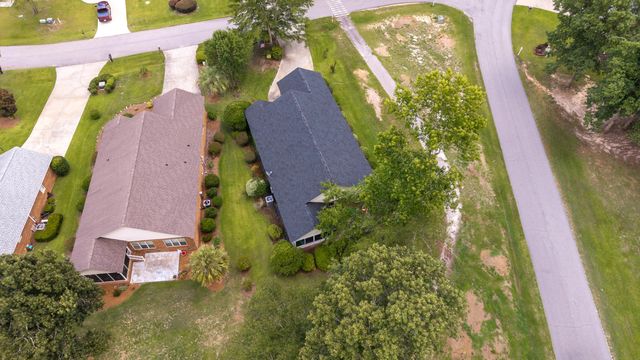 800 Bentwood Circle, Manning, SC 29102