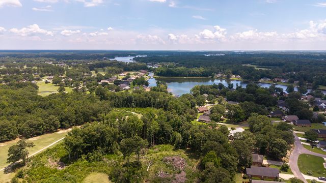 800 Bentwood Circle, Manning, SC 29102