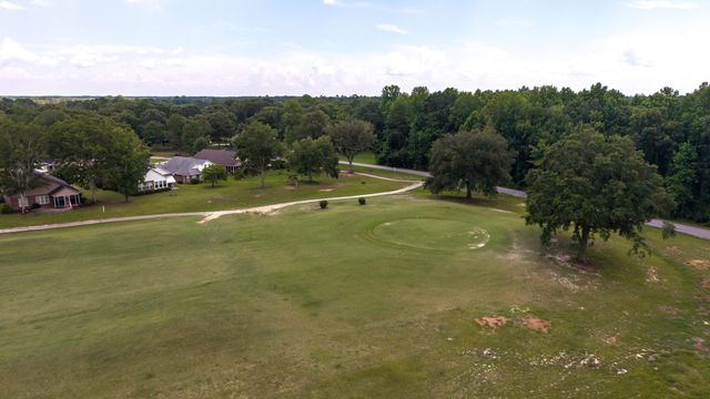 800 Bentwood Circle, Manning, SC 29102