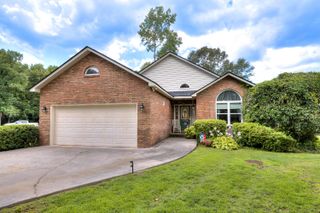 800 Bentwood Circle, Manning, SC 29102