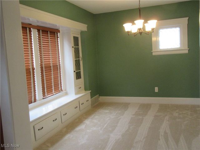 1702 Treadway Avenue, Cleveland, OH 44109