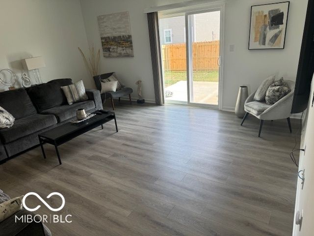 6569 W Sailboat Drive, Greenfield, IN 46140