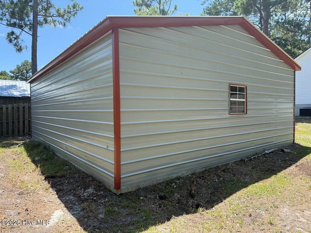 357 N Highway 172, Hubert, NC 28539