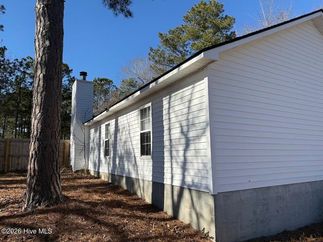 357 N Highway 172, Hubert, NC 28539