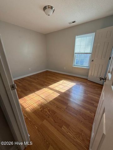 357 N Highway 172, Hubert, NC 28539