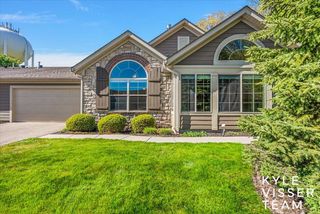 892 Bridge Crest Drive Se, Ada Twp, MI 49301