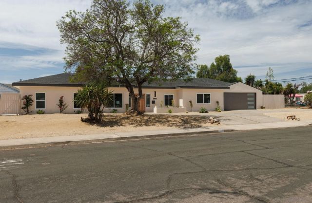 448 Brockton St, El Cajon, CA 92020