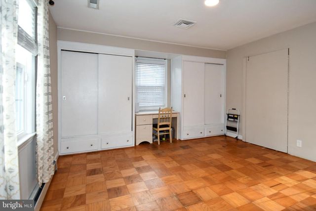 9325 LONG BRANCH PKWY, Silver Spring, MD 20901