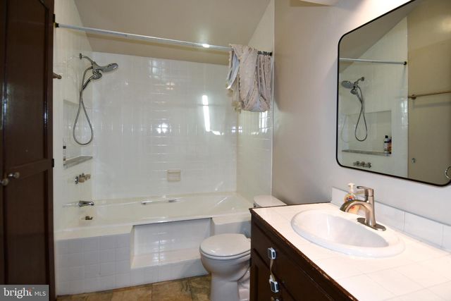 9325 LONG BRANCH PKWY, Silver Spring, MD 20901