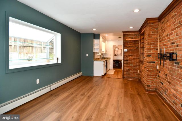 9325 LONG BRANCH PKWY, Silver Spring, MD 20901