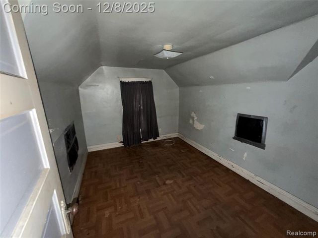 24 W James Street, River Rouge, MI 48218