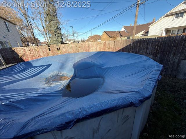 24 W James Street, River Rouge, MI 48218