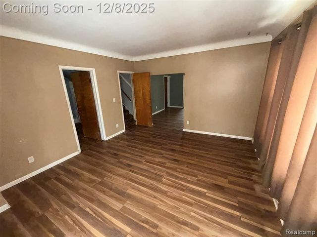 24 W James Street, River Rouge, MI 48218