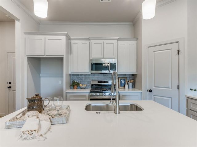 11700 SW 15th Terrace, Yukon, OK 73099