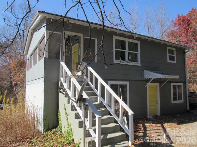 822 Azalea Avenue, Black Mountain, NC 28711