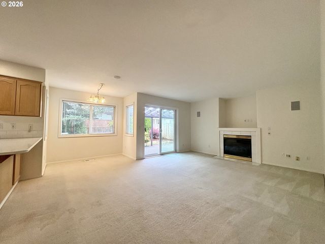 11531 SHELBY ROSE Dr, Oregon City, OR 97045