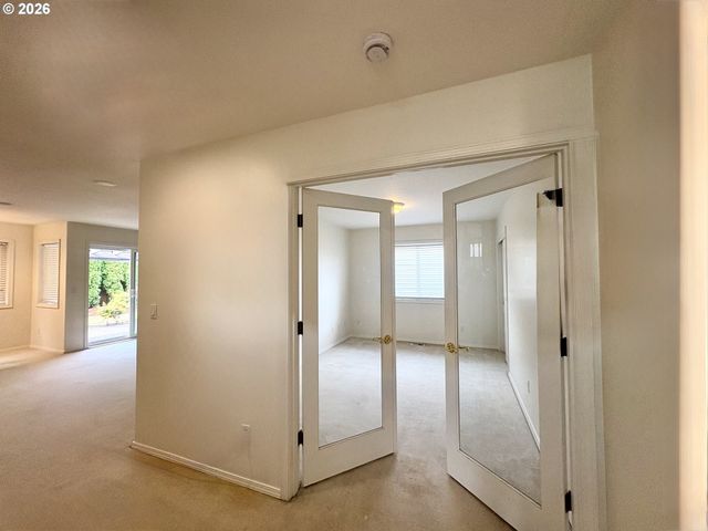 11531 SHELBY ROSE Dr, Oregon City, OR 97045