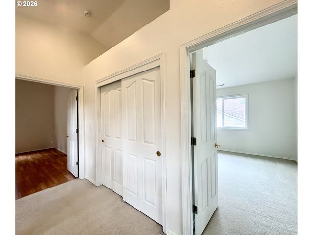 11531 SHELBY ROSE Dr, Oregon City, OR 97045