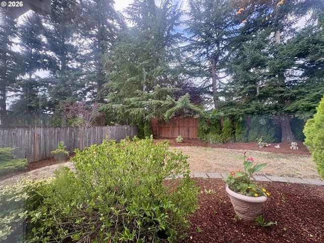 11531 SHELBY ROSE Dr, Oregon City, OR 97045