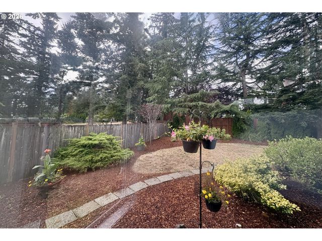 11531 SHELBY ROSE Dr, Oregon City, OR 97045