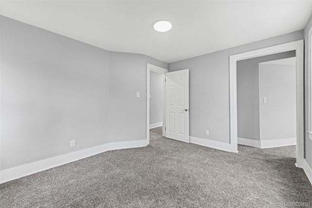 9175 Devonshire Road, Detroit, MI 48224