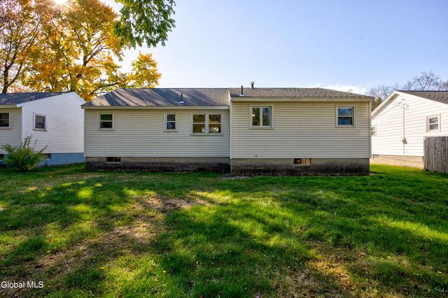 2078 Rensselaer Avenue, Rotterdam, NY 12303