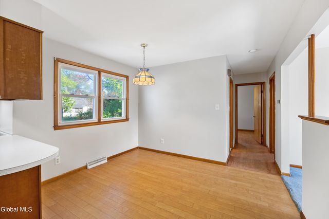 2078 Rensselaer Avenue, Rotterdam, NY 12303