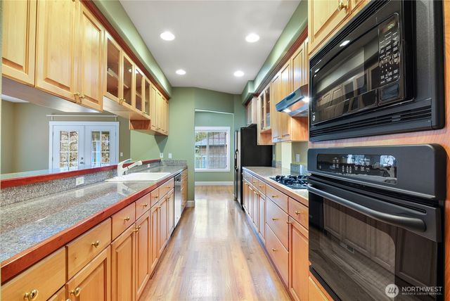 7216 Harrow Place, Arlington, WA 98223