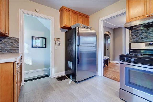 43 Delray Road, Rochester, NY 14610